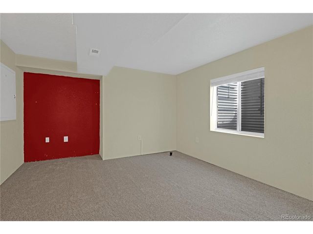 5335 S Ukraine Way, Aurora, CO 80015