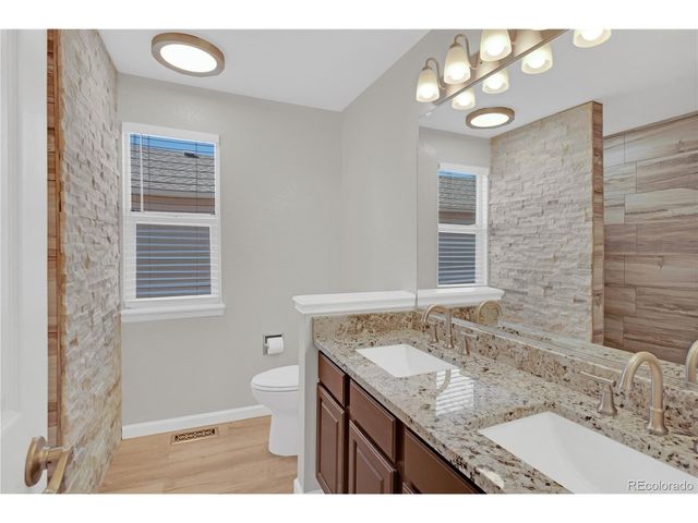 5335 S Ukraine Way, Aurora, CO 80015