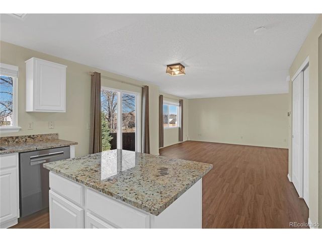 5335 S Ukraine Way, Aurora, CO 80015