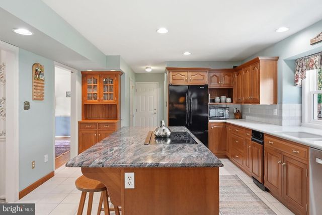 1315 N TULIP DR, West Chester, PA 19380
