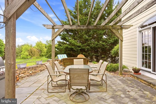 1315 N TULIP DR, West Chester, PA 19380