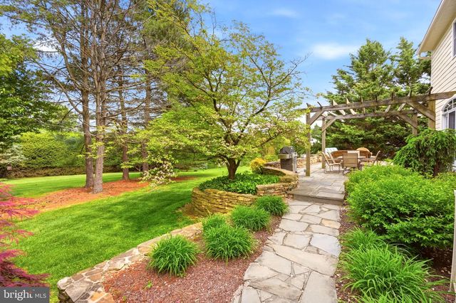1315 N TULIP DR, West Chester, PA 19380