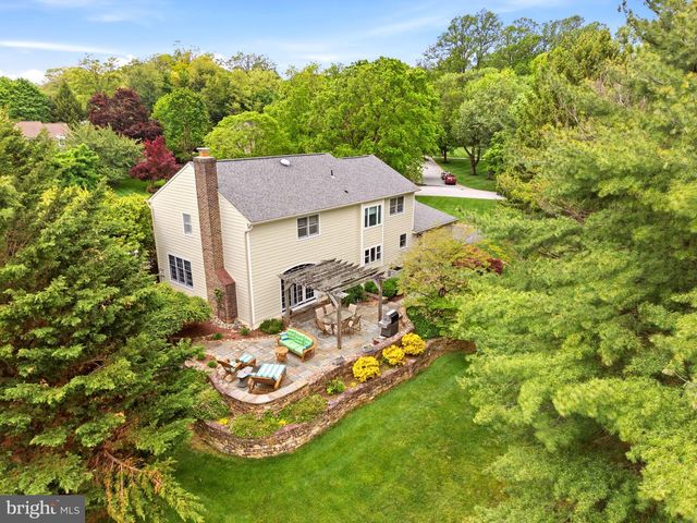 1315 N TULIP DR, West Chester, PA 19380