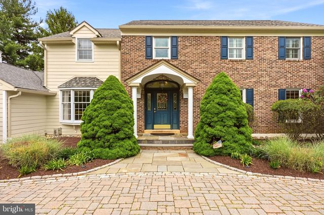 1315 N TULIP DR, West Chester, PA 19380