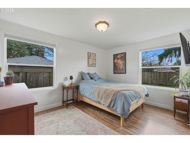 17760 Sw ALEXANDER St, Beaverton, OR 97003