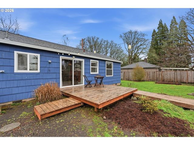 17760 Sw ALEXANDER St, Beaverton, OR 97003