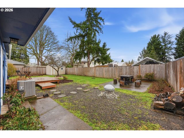 17760 Sw ALEXANDER St, Beaverton, OR 97003