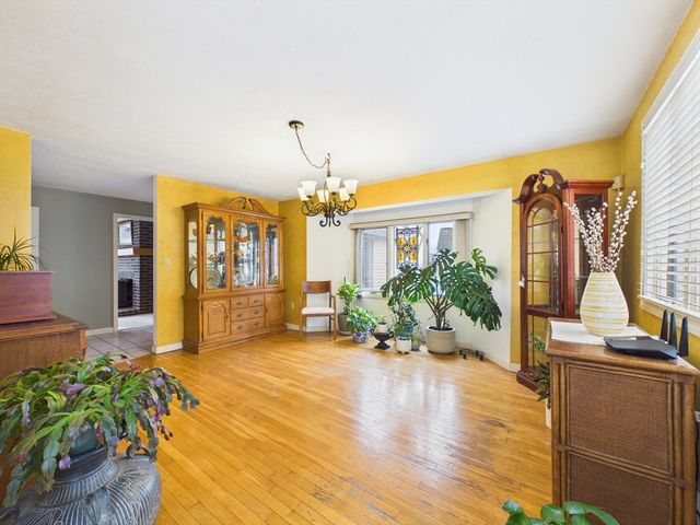 50 Prospect Ave, Hull, MA 02045