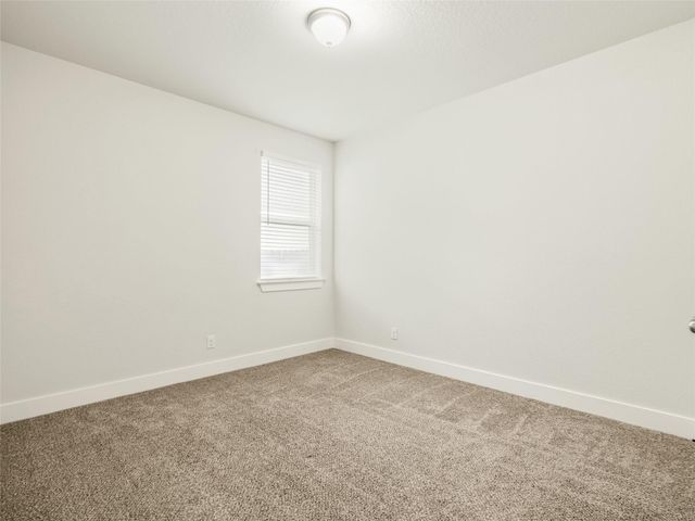 203 Winston DR, Fredericksburg, TX 78624