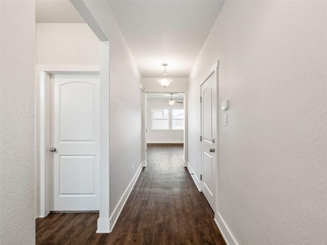 203 Winston DR, Fredericksburg, TX 78624