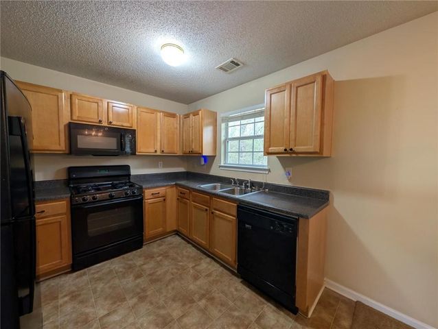 3413 Creekview Drive, Rex, GA 30273