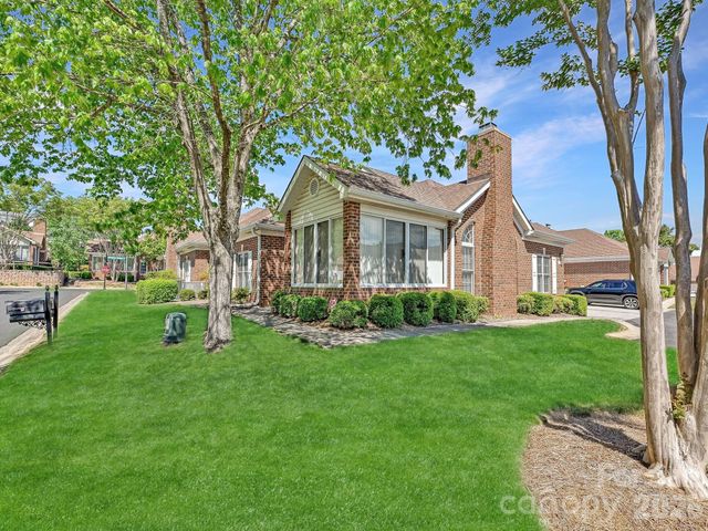 8655 Windsor Ridge Drive, Charlotte, NC 28277