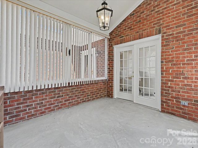 8655 Windsor Ridge Drive, Charlotte, NC 28277