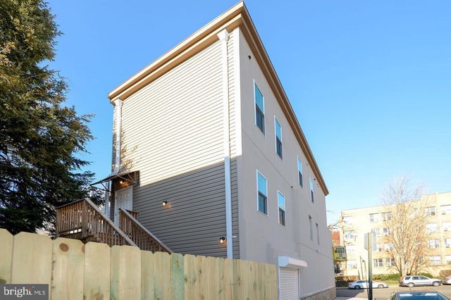 1500 OGDEN ST NW, Washington, DC 20010