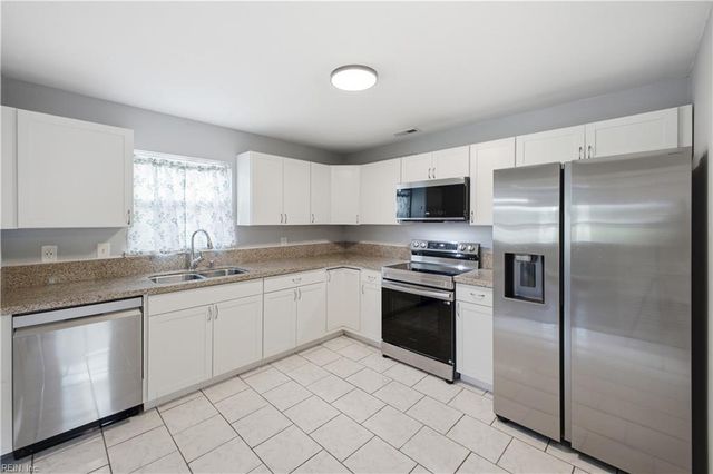 1902 Bay AVE, Hampton, VA 23661