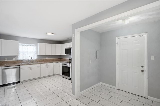 1902 Bay AVE, Hampton, VA 23661