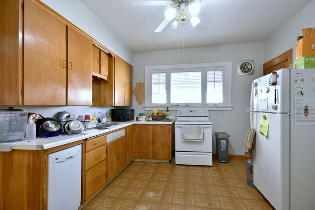 7625 Monroe Street, Forest Park, IL 60130