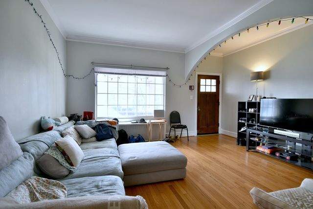 7625 Monroe Street, Forest Park, IL 60130