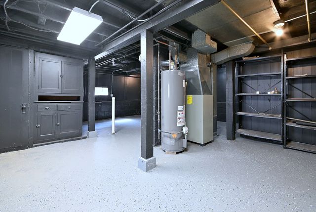 7625 Monroe Street, Forest Park, IL 60130