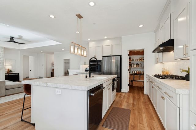 15188 S TALL WOODS DR, Draper, UT 84020