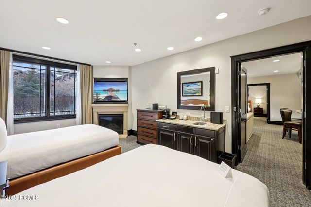 2100 Frostwood Boulevard 4171, Park City, UT 84098