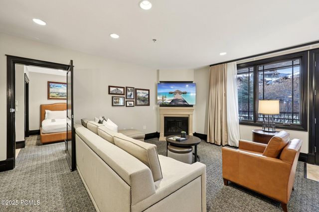 2100 Frostwood Boulevard 4171, Park City, UT 84098