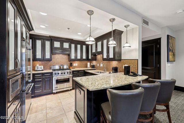 2100 Frostwood Boulevard 4171, Park City, UT 84098