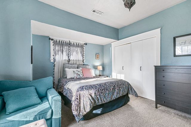 408 N Ivy Street, Medford, OR 97501