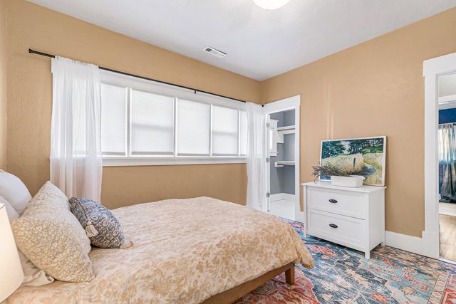 408 N Ivy Street, Medford, OR 97501