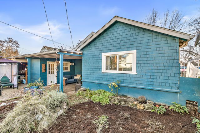 408 N Ivy Street, Medford, OR 97501