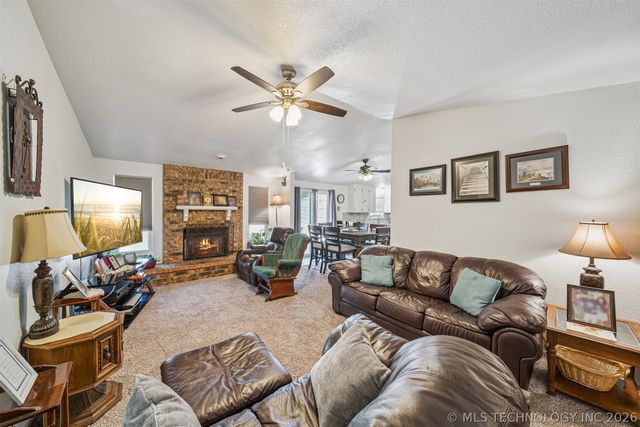 10056 S 91st East Avenue, Tulsa, OK 74133