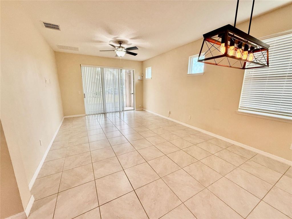 Image 13 of property listing at 12121 HOMESTEAD PARK LANE, Orlando, FL 32824