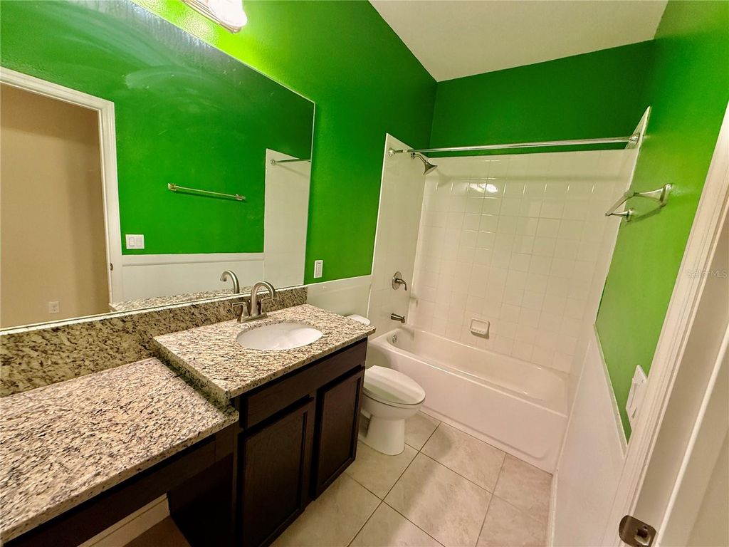 Image 28 of property listing at 12121 HOMESTEAD PARK LANE, Orlando, FL 32824