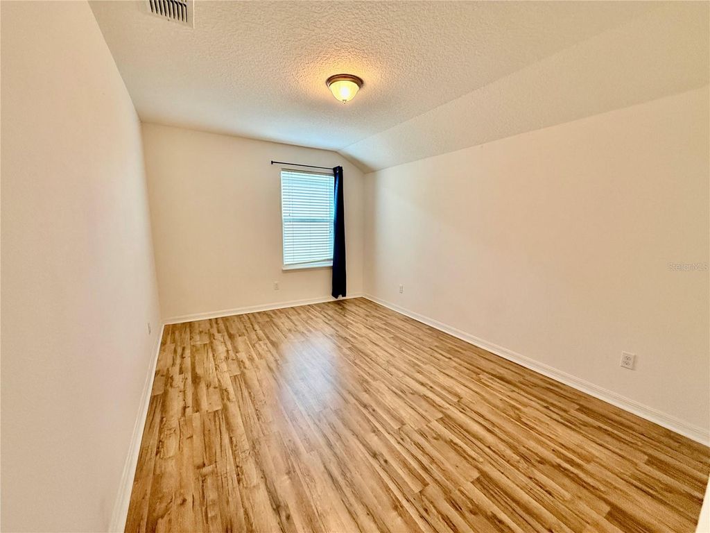 Image 33 of property listing at 12121 HOMESTEAD PARK LANE, Orlando, FL 32824