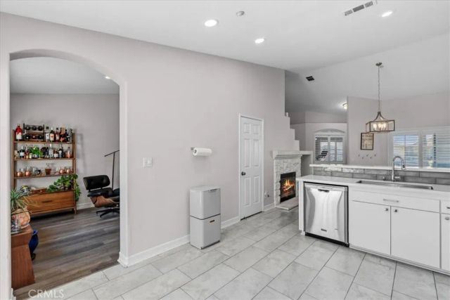 7055 Montana, Fontana, CA 92336