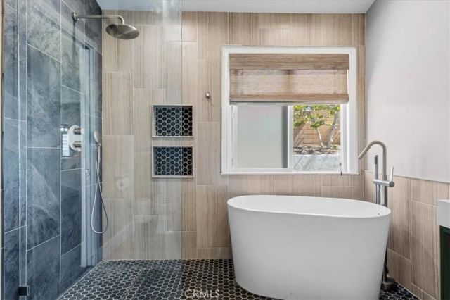 7055 Montana, Fontana, CA 92336