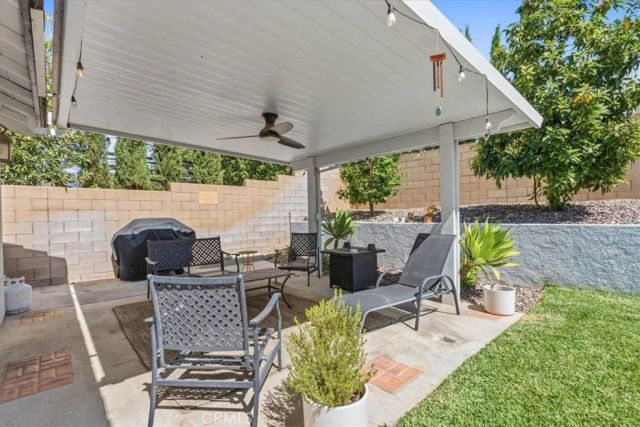 7055 Montana, Fontana, CA 92336