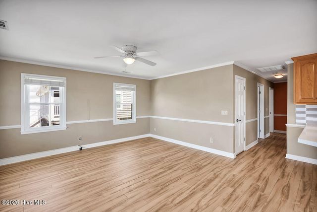 4069 4th Street, Surf City, NC 28445