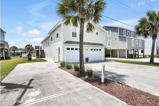 4069 4th Street, Surf City, NC 28445