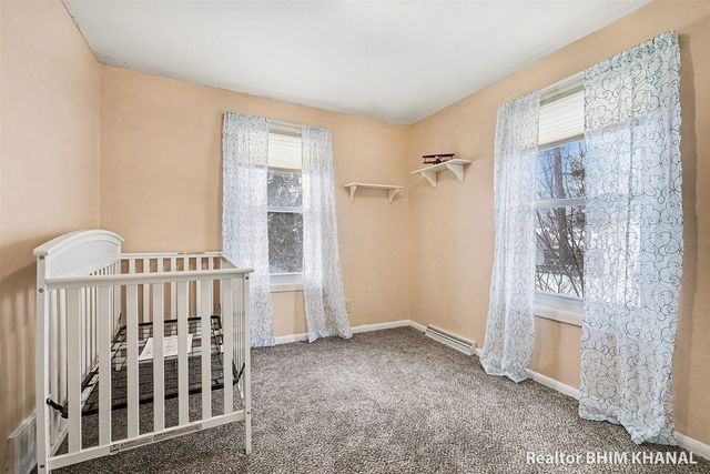 128 43rd Street, Grand Rapids, MI 49548