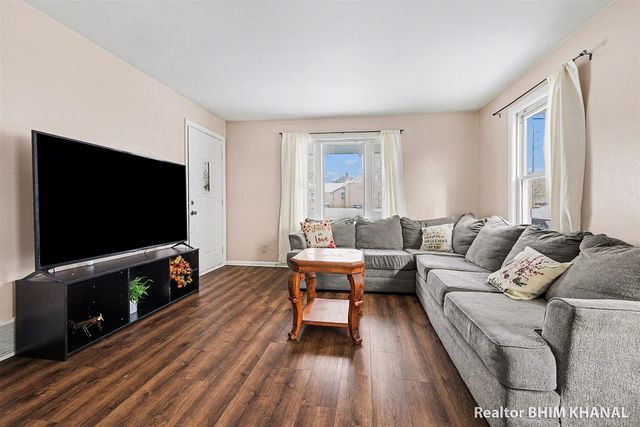 128 43rd Street, Grand Rapids, MI 49548