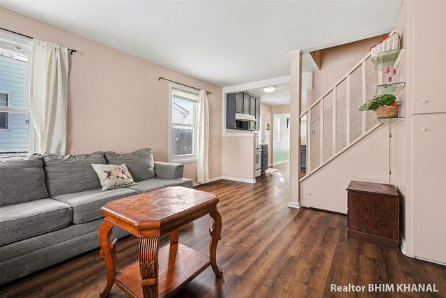 128 43rd Street, Grand Rapids, MI 49548