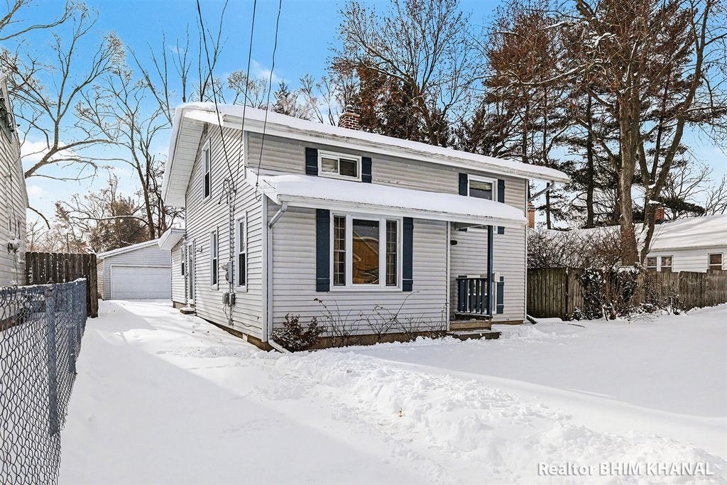 128 43rd Street, Grand Rapids, MI 49548