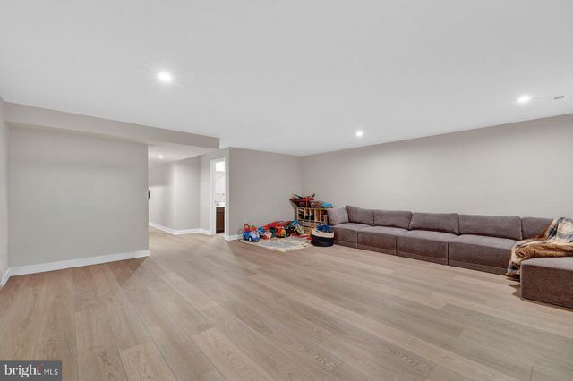 14 PRATT LANE, Lawrence Township, NJ 08648