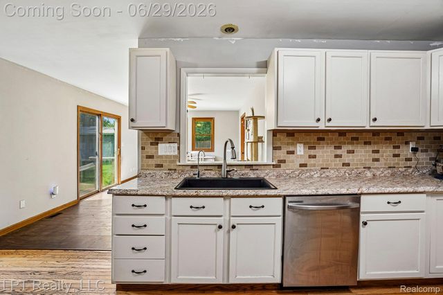 3070 Reeder Road, Independence Charter Township, MI 48346