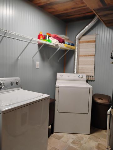 129 Douglas Hollow, Olive Hill, KY 41164