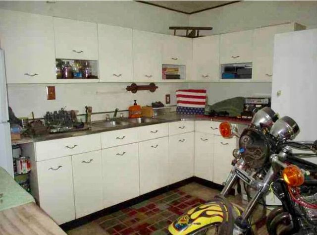 129 Douglas Hollow, Olive Hill, KY 41164