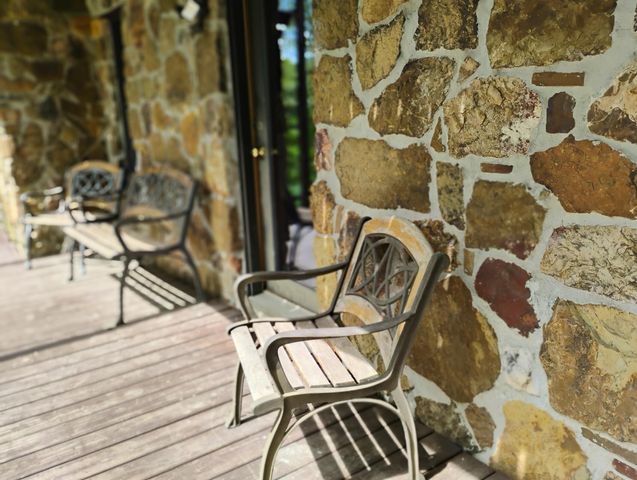 129 Douglas Hollow, Olive Hill, KY 41164