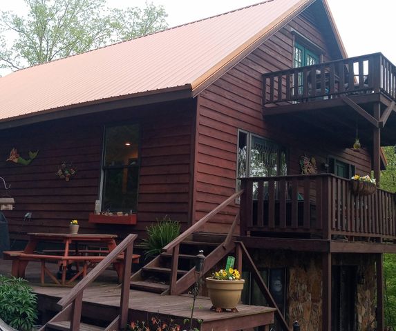 129 Douglas Hollow, Olive Hill, KY 41164