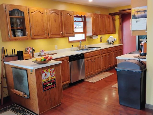 129 Douglas Hollow, Olive Hill, KY 41164